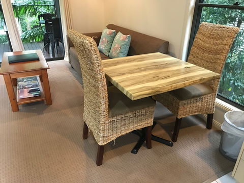 On Obi Maleny - Port Augusta Accommodation 6