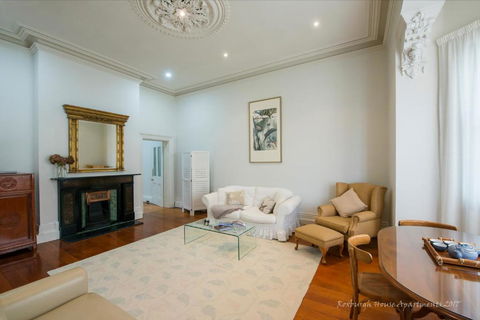 Roxburgh House Apartments - Port Augusta Accommodation 3