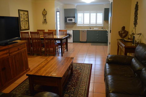 Ruthmor Villas - Port Augusta Accommodation 4