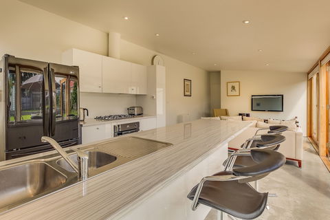 Brampton Cottage - Port Augusta Accommodation 3
