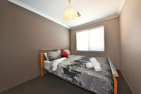 Brighton Beachside Hideaway - Port Augusta Accommodation 5