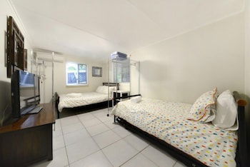 Airlie Getaway - Views - Port Augusta Accommodation 1