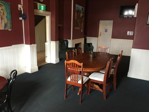 Royal Exchange - Port Augusta Accommodation 1