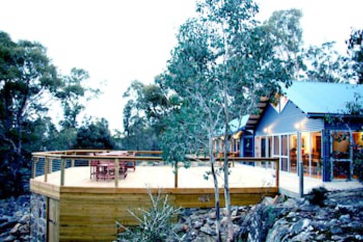 Arthurs Lake TAS Port Augusta Accommodation