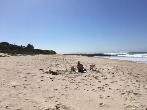 SHELLHARBOUR BEACH COTTAGE 1 Minute Walk To Beach Flags In Summer - Port Augusta Accommodation 1