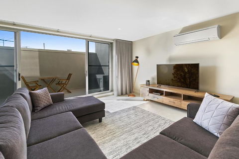 Salt 13 Luxury Apartment - Port Augusta Accommodation 2
