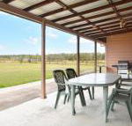 Grasmere Estate Homestead hear the Lions roar from nearby Hunter Valley Zoo - Port Augusta Accommodation