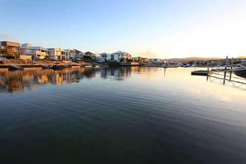 Infinity Quays - Port Augusta Accommodation 2