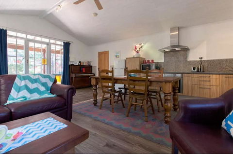 Laneway Studio Heart Of Fremantle - Port Augusta Accommodation 7