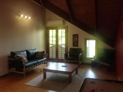 Magnolia Cottage - Port Augusta Accommodation 3