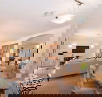 Gold Coast Waterfront Paradise - Port Augusta Accommodation