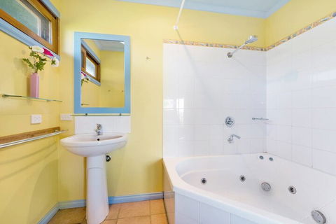 Apollo Panorama Guesthouse - Port Augusta Accommodation 3