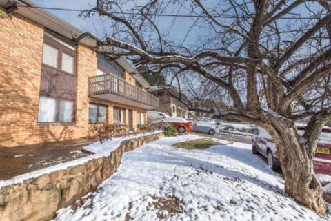 Alpine Apartment Great Location With Views Of Lake Jindabyne - Port Augusta Accommodation 4