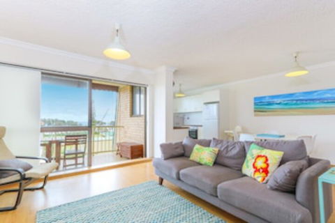 Beachside Bliss 12 Kingsway - Port Augusta Accommodation 0
