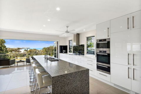 Ultimate Beach House - Port Augusta Accommodation 5