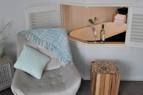 Ulverstone River Edge Apartments - Port Augusta Accommodation 4