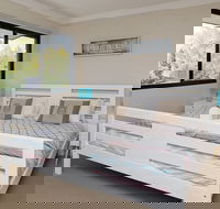 Khione 1 - Modern  spacious with views towards Lake Jindabyne  the mountains beyond - Port Augusta Accommodation