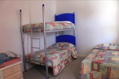 Tin Can Bay Budget Accommodation - Port Augusta Accommodation 7