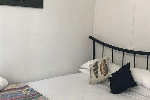 Tin Can Bay Budget Accommodation - Port Augusta Accommodation 4