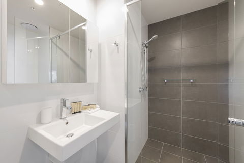 Astra Apartments Newcastle East - Port Augusta Accommodation 1