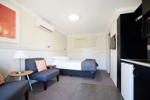 NRMA Bathurst Panorama Holiday Park - Port Augusta Accommodation 5