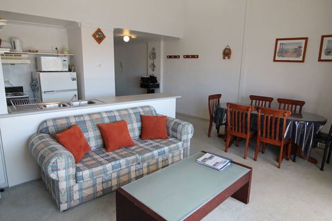 Razorback 1 - Razorback Plaza Jindabyne - Port Augusta Accommodation 3