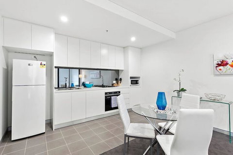 Astra Apartments Wollongong - Port Augusta Accommodation 2