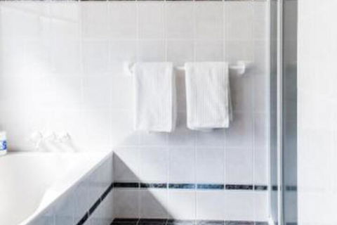 Ambience - Port Augusta Accommodation 3