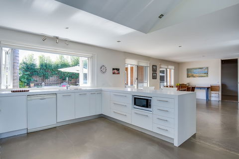 Portsea Place - Port Augusta Accommodation 4