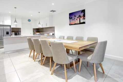 Rye Luxury Retreat - Port Augusta Accommodation 5