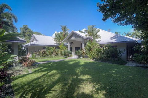 Tranquility By The Course Port Douglas - Port Augusta Accommodation 5