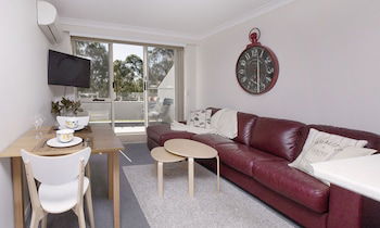 Horizons 216 - Lake Jindabyne Waterfront - Port Augusta Accommodation 1