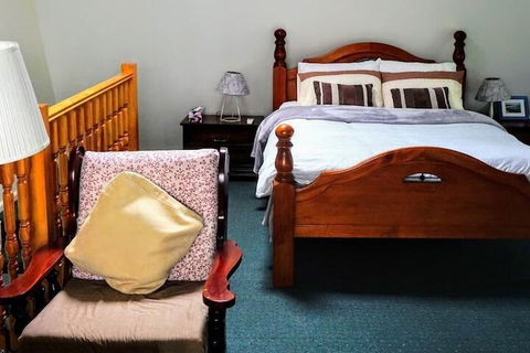 Moon House - Port Augusta Accommodation 3