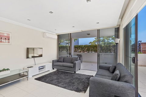 Shoal Bay Road Aura Apartments Unit 05 59 - Port Augusta Accommodation 2