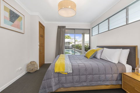 Cylinders Beach House At Salt Village - Port Augusta Accommodation 5