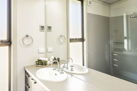 Ecocrackenback 7 Sustainable Luxurious Chalet Close To The Slopes. - Port Augusta Accommodation 1
