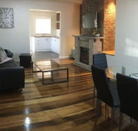 3ree Spacious  charming Apartment - Port Augusta Accommodation