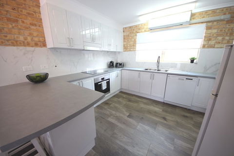 Ocean Shores Unit  No 4 - Port Augusta Accommodation 2