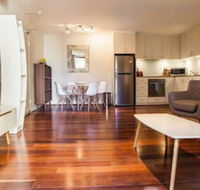 Spacious One Bedder in Potts Point - Port Augusta Accommodation