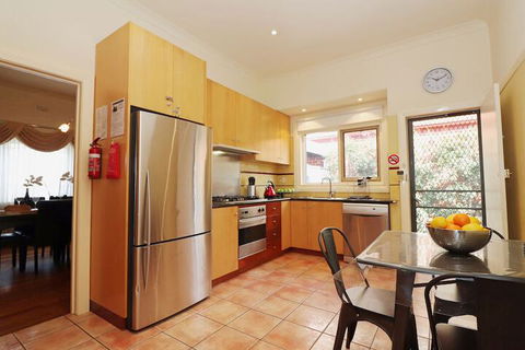 Brunswick Renaissance - Rejuvenate Stays - Port Augusta Accommodation 6
