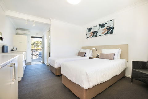 Nightcap At Golden Beach Tavern - Port Augusta Accommodation 3