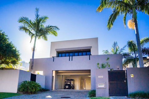 Indulgence On Bay Four - Port Augusta Accommodation 1