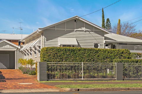 Frangipani House - Port Augusta Accommodation 4