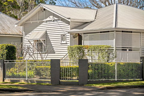 Frangipani House - Port Augusta Accommodation 3