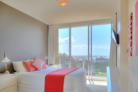 Beau Monde Apartments Newcastle - The York - Port Augusta Accommodation 7