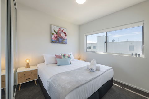Astra Apartments Merewether - Port Augusta Accommodation 1