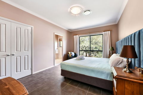 Ironstone Estate - Port Augusta Accommodation 5
