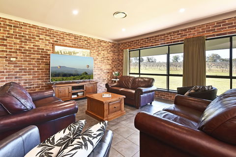 Ironstone Estate - Port Augusta Accommodation 6