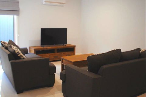 Doze On Green Accommodation Wangaratta - Port Augusta Accommodation 2