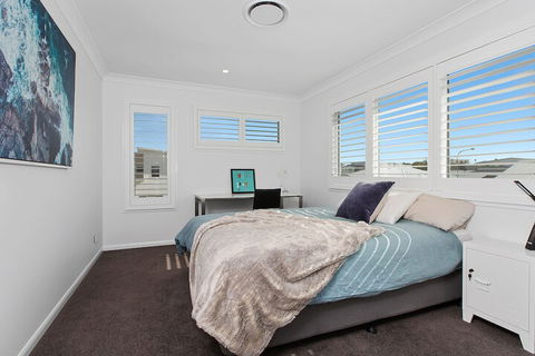 Elegant Beach House On Nautilus - Port Augusta Accommodation 6